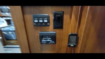 2017 JAYCO EAGLE 327 CKTS   - Photo 46 - Aurora, MO 65605