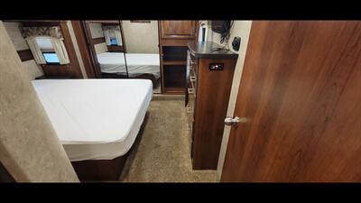 2017 JAYCO EAGLE 327 CKTS   - Photo 37 - Aurora, MO 65605