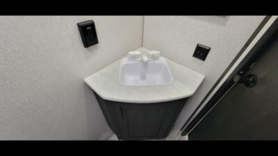 2022 KZ SPORTSMEN 271BHKSE   - Photo 25 - Aurora, MO 65605