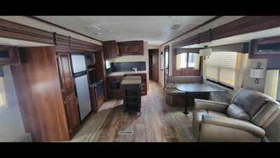2016 JAYCO EAGLE 338RETS   - Photo 11 - Aurora, MO 65605