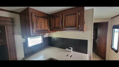 2016 JAYCO EAGLE 338RETS   - Photo 13 - Aurora, MO 65605
