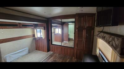 2016 JAYCO EAGLE 338RETS   - Photo 33 - Aurora, MO 65605