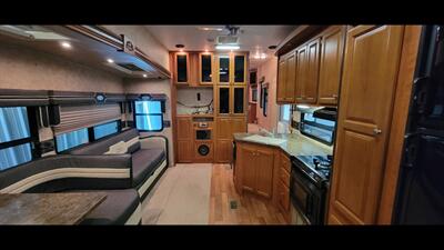 2010 FOREST RIVER XLR 37X12SA   - Photo 11 - Aurora, MO 65605