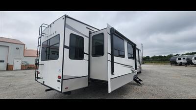 2023 Keystone Cougar 355 FBS - Photo 6 - Aurora, MO 65605