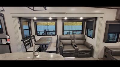 2023 Keystone Cougar 355 FBS - Photo 30 - Aurora, MO 65605