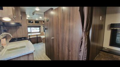 2019 Jayco Jay feather 21RD - Photo 17 - Aurora, MO 65605