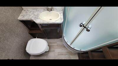 2019 Jayco Jay feather 21RD - Photo 32 - Aurora, MO 65605