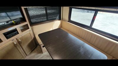 2019 Jayco Jay feather 21RD - Photo 25 - Aurora, MO 65605
