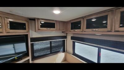 2019 Jayco Jay feather 21RD - Photo 24 - Aurora, MO 65605
