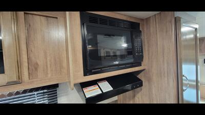 2019 Jayco Jay feather 21RD - Photo 21 - Aurora, MO 65605