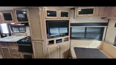 2019 Jayco Jay feather 21RD - Photo 23 - Aurora, MO 65605