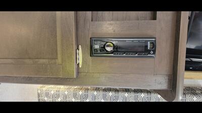 2020 COLEMAN LANTERN 202RD   - Photo 31 - Aurora, MO 65605