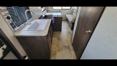 2020 COLEMAN LANTERN 202RD   - Photo 20 - Aurora, MO 65605