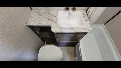 2020 COLEMAN LANTERN 202RD   - Photo 34 - Aurora, MO 65605