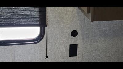 2020 COLEMAN LANTERN 202RD   - Photo 18 - Aurora, MO 65605