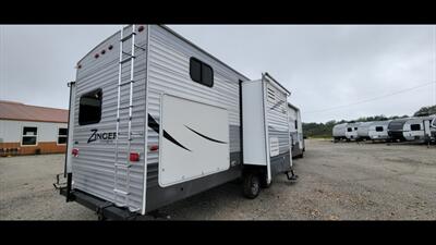 2017 CROSSROADS ZINGER 33BH   - Photo 8 - Aurora, MO 65605