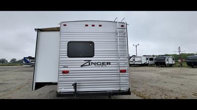 2017 CROSSROADS ZINGER 33BH   - Photo 45 - Aurora, MO 65605