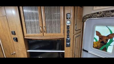 2017 CROSSROADS ZINGER 33BH   - Photo 16 - Aurora, MO 65605