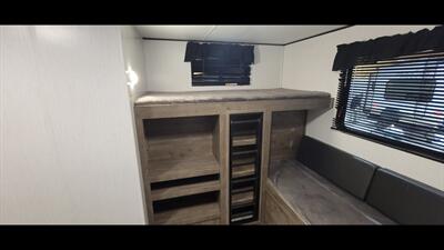 2022 HEARTLAND PIONEER DS320   - Photo 38 - Aurora, MO 65605