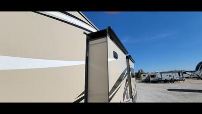 2017 JAYCO PINNACLE 36RSQS - Photo 54 - Aurora, MO 65605