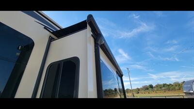 2017 JAYCO PINNACLE 36RSQS - Photo 49 - Aurora, MO 65605
