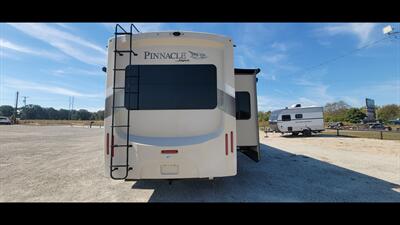 2017 JAYCO PINNACLE 36RSQS - Photo 48 - Aurora, MO 65605