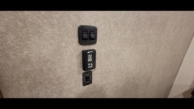 2017 JAYCO PINNACLE 36RSQS - Photo 45 - Aurora, MO 65605