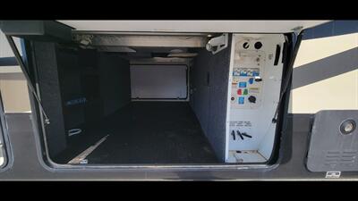 2017 JAYCO PINNACLE 36RSQS - Photo 56 - Aurora, MO 65605