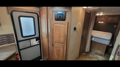 2015 CRUISER VIEW FINDER 19FK - Photo 29 - Aurora, MO 65605