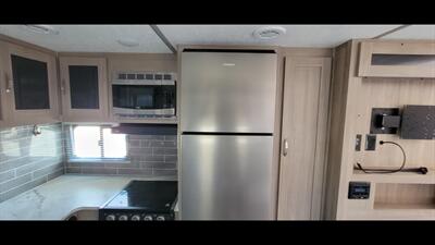 2021 COACHMEN FREEDOM EXPRESS 287BHDS   - Photo 27 - Aurora, MO 65605