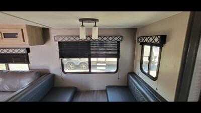 2021 COACHMEN FREEDOM EXPRESS 287BHDS   - Photo 22 - Aurora, MO 65605