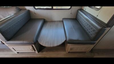 2021 COACHMEN FREEDOM EXPRESS 287BHDS   - Photo 21 - Aurora, MO 65605