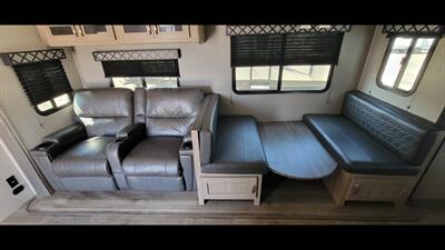 2021 COACHMEN FREEDOM EXPRESS 287BHDS   - Photo 17 - Aurora, MO 65605