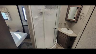 2019 Rockwood Ultra lite 2604ws   - Photo 30 - Aurora, MO 65605