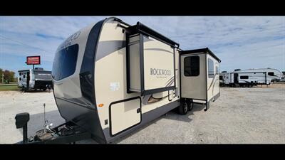 2019 Rockwood Ultra lite 2604ws   - Photo 5 - Aurora, MO 65605