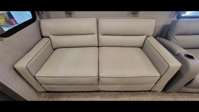 2019 Rockwood Ultra lite 2604ws   - Photo 23 - Aurora, MO 65605