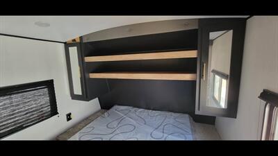 2022 KEYSTONE SPRINGDALE 282BH   - Photo 13 - Aurora, MO 65605