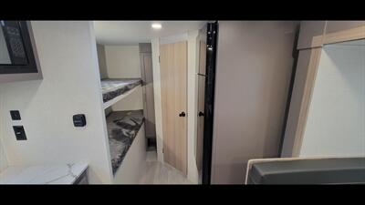 2026 KZ SPORTSMEN 191BHK   - Photo 22 - Aurora, MO 65605