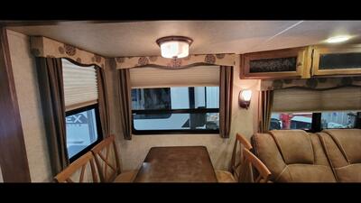 2016 KEYSTONE SPRINTER 298 FWRLS   - Photo 29 - Aurora, MO 65605