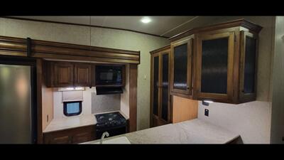 2016 KEYSTONE SPRINTER 298 FWRLS   - Photo 14 - Aurora, MO 65605