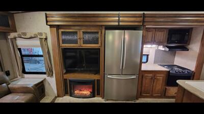 2016 KEYSTONE SPRINTER 298 FWRLS   - Photo 19 - Aurora, MO 65605
