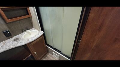 2017 KEYSTONE PASSPORT 27RB   - Photo 34 - Aurora, MO 65605