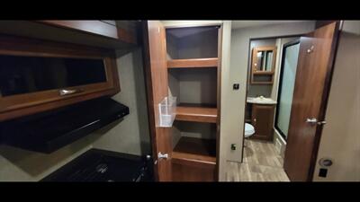 2017 KEYSTONE PASSPORT 27RB   - Photo 29 - Aurora, MO 65605