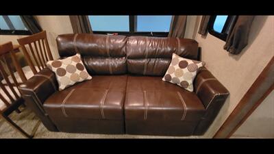 2017 KEYSTONE PASSPORT 27RB   - Photo 19 - Aurora, MO 65605