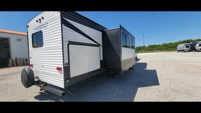 2020 KEYSTONE HIDEOUT 338LHS   - Photo 9 - Aurora, MO 65605