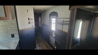 2020 KEYSTONE HIDEOUT 338LHS   - Photo 15 - Aurora, MO 65605