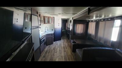 2020 KEYSTONE HIDEOUT 338LHS   - Photo 14 - Aurora, MO 65605