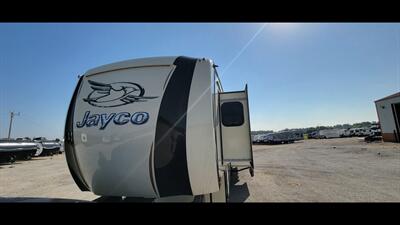 2016 JAYCO NORTH POINT 377RLBH   - Photo 57 - Aurora, MO 65605