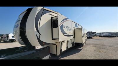 2016 JAYCO NORTH POINT 377RLBH   - Photo 3 - Aurora, MO 65605