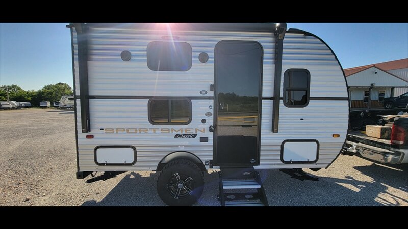2025 KZ SPORTSMEN CLASSIC 130BH  